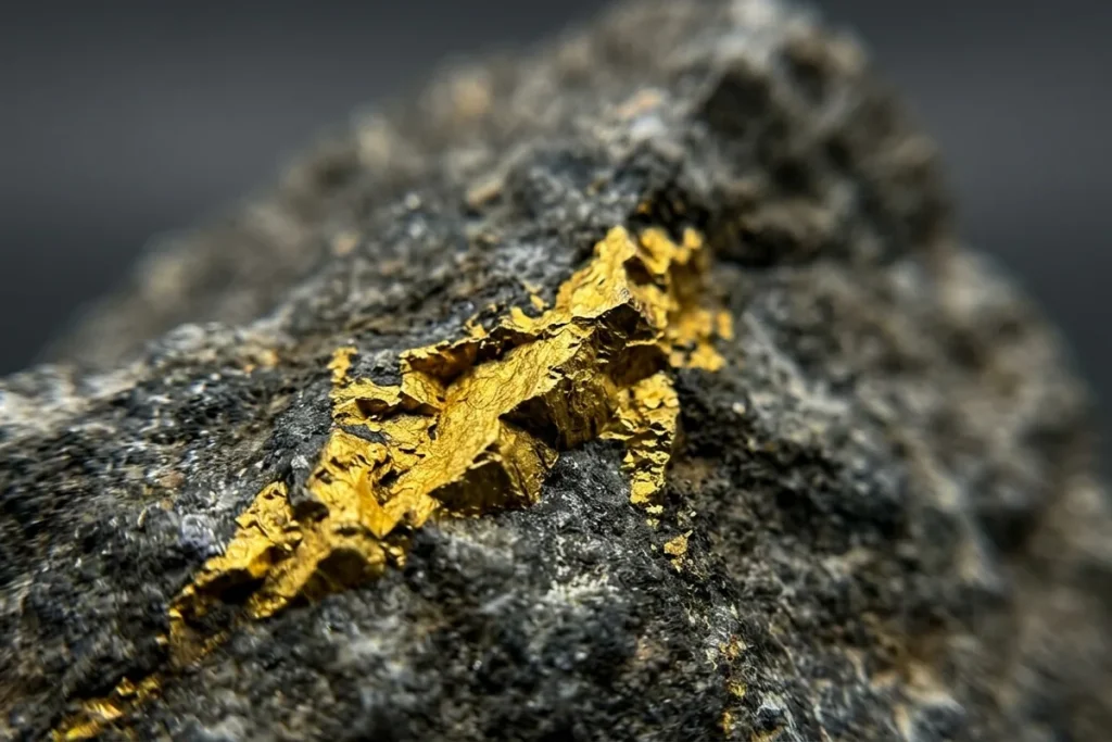 Gigantyczne złoża złota w Chinach. 1000 ton kruszcu warte 86 miliardów dolarów